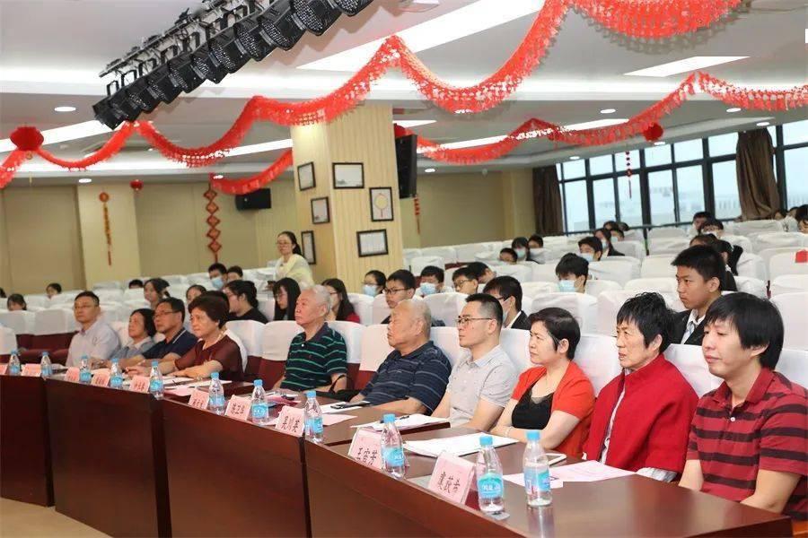 “中国鲁菜美食之都”诚邀八方游客“泉”在济南过大年
